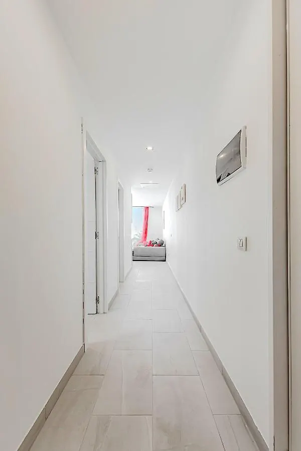 Recently Renovated Seaviews Paradise Court أذيخي
