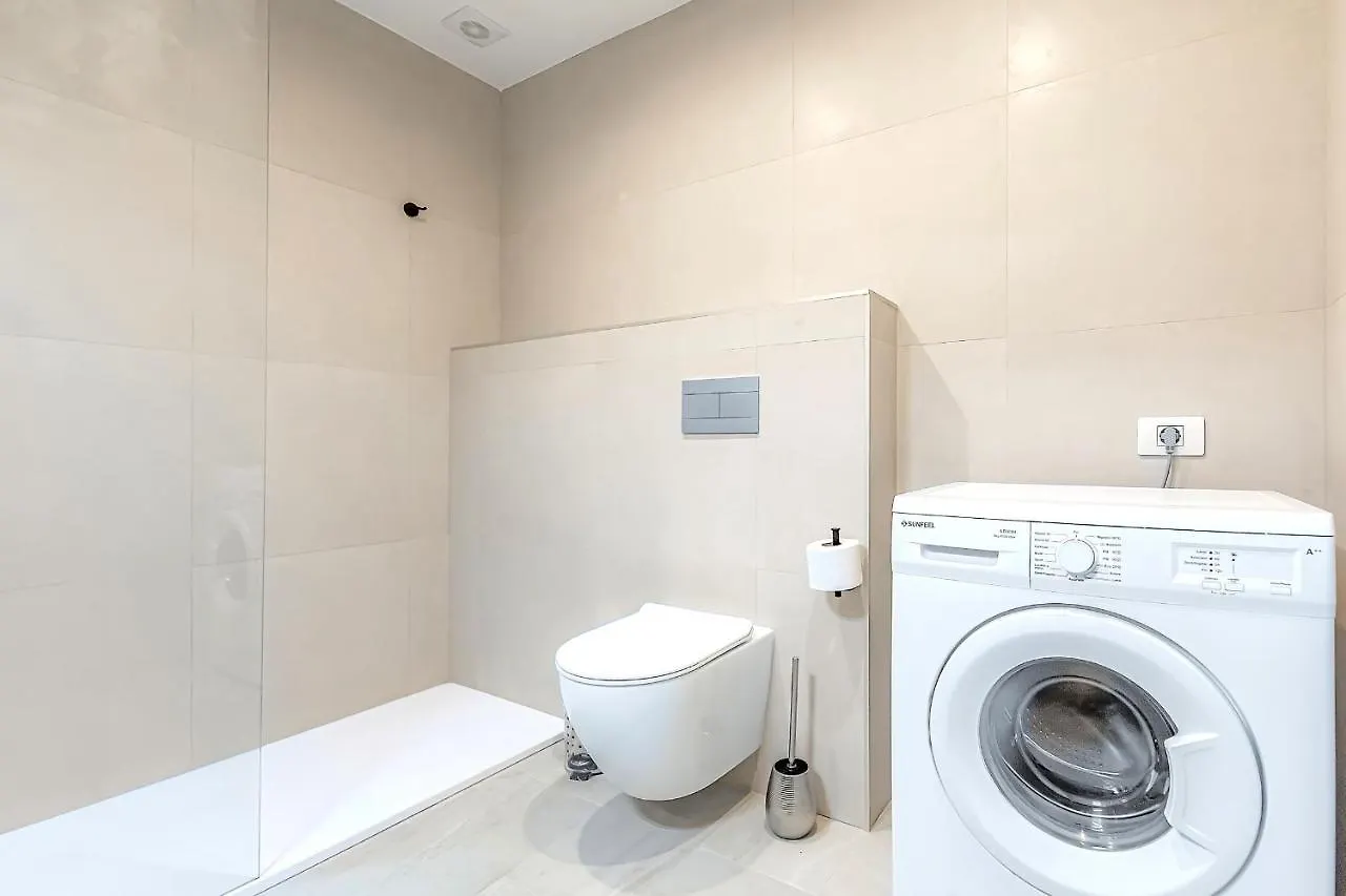 شقة Recently Renovated Seaviews Paradise Court أذيخي