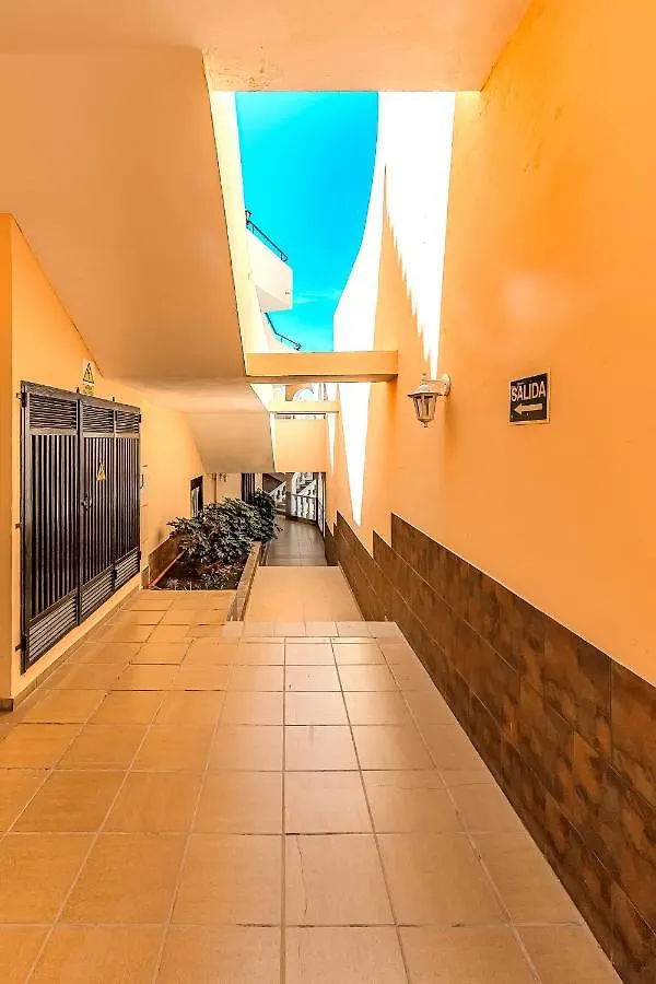 Recently Renovated Seaviews Paradise Court أذيخي شقة